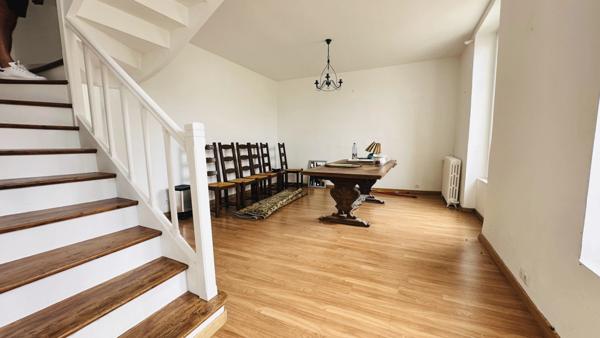 Maison de pêcheur pleine de charme, à deux pas du port et des commerces