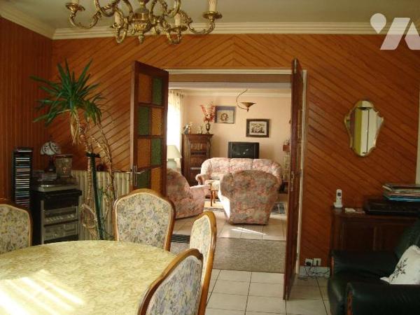 EN EXLUSIVITÉ CHEZ VOTRE NOTAIRE, Maison à vendre à NOYAL-PONTIVY (56920), Morbihan (56), situé...