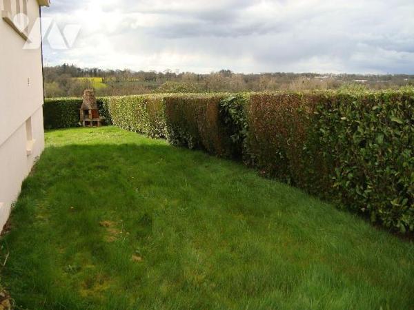 EN EXLUSIVITÉ CHEZ VOTRE NOTAIRE, Maison à vendre à NOYAL-PONTIVY (56920), Morbihan (56), situé...