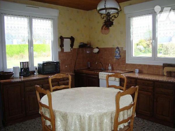 EN EXLUSIVITÉ CHEZ VOTRE NOTAIRE, Maison à vendre à NOYAL-PONTIVY (56920), Morbihan (56), situé...