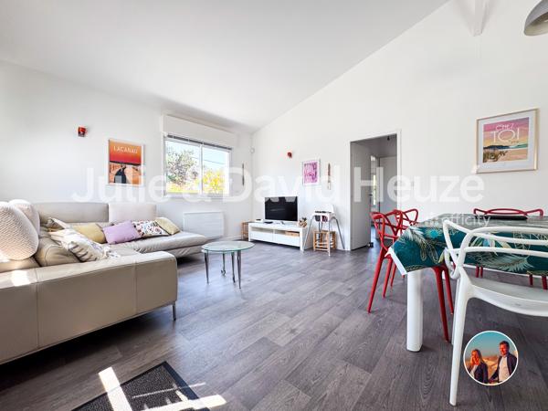 Maison
         7 pièces
        - 160 m² 675 000 € *