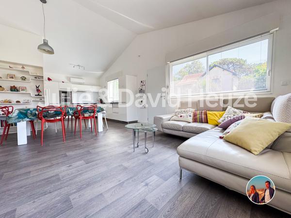 Maison
         7 pièces
        - 160 m² 675 000 € *