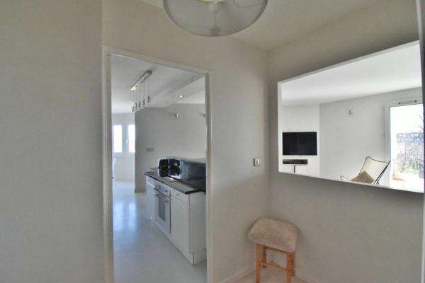 Dpt Essonne (91), à vendre VIRY CHATILLON appartement T4/5 avec box en sous-sol