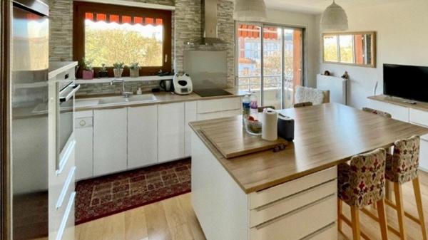 Rare à Reims, Apt 153 m², Vue Cathédrale + parking