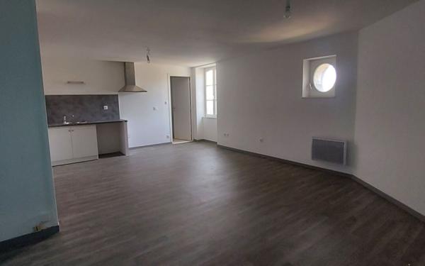 Appartement à louer    1 pièce • 33,55 m2 Charly-sur-Marne