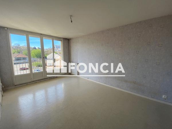 Location Studio 29.68 m² - 22 RUE JULES FERRY Limoges 87000