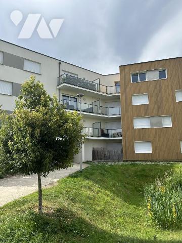 Appartement récent avec terrasse Mont-Saint-Aignan quartier des Oiseaux. 