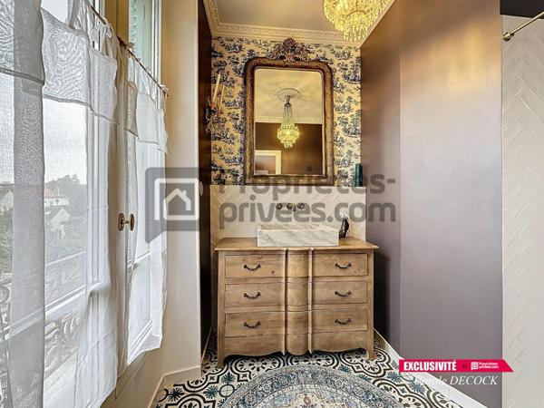 Appartement 2 chambres 2 SDB avec parking et cave