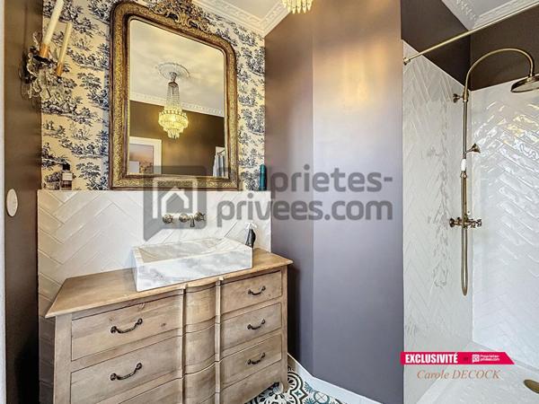 Appartement 2 chambres 2 SDB avec parking et cave