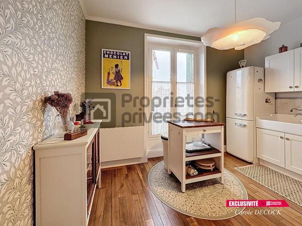 Appartement 2 chambres 2 SDB avec parking et cave