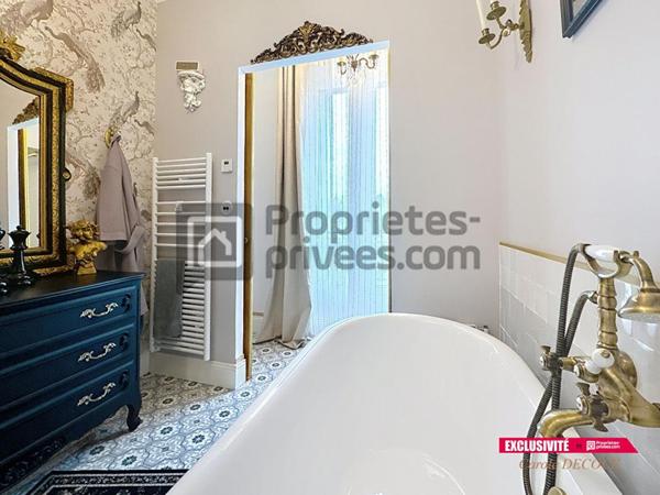 Appartement 2 chambres 2 SDB avec parking et cave