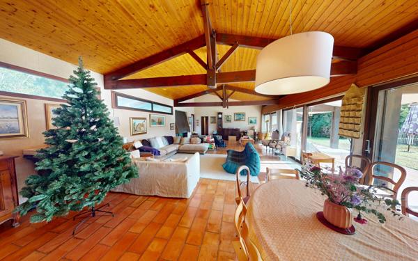 Maison à vendre    5 pièces • 219,42 m2 Capbreton