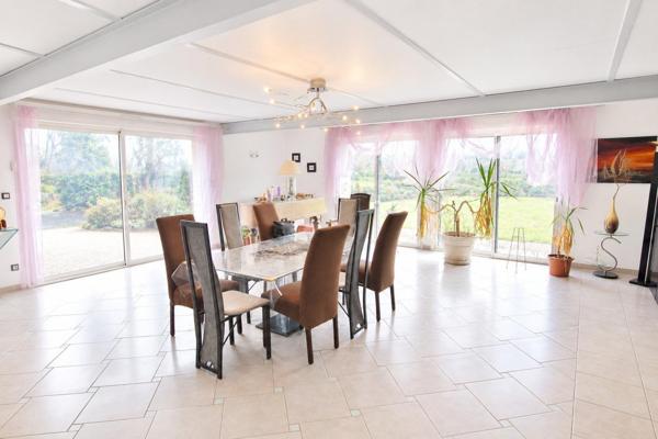Maison à Longué-Jumelles, 49160 - 11 pièces 395m²