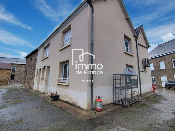 Immeuble mixte Saint-Fraimbault-De-Prières 9 pièce(s) 187 m2