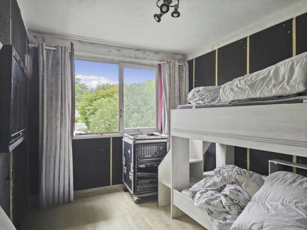 Appartement à vendre 4 pièces, T4 FONTENAY LE FLEURY (78)