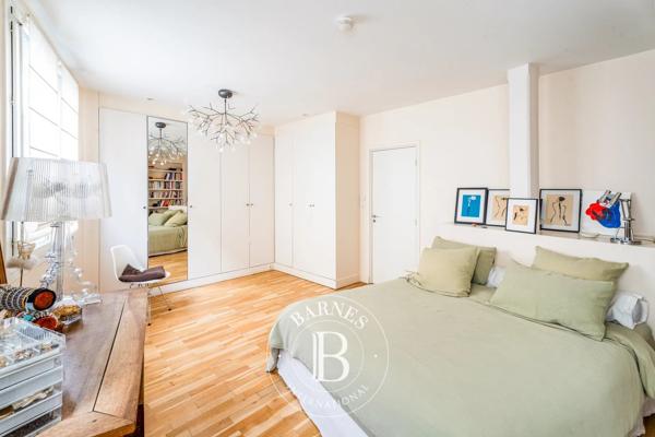 Paris 10ème, Appartement 4 Chambres -  210 m² à vendre