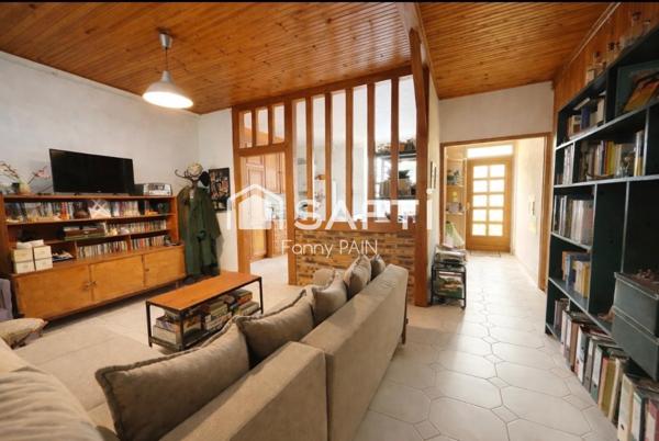 Maison ancienne de charme – Quartier verdoyant et recherché