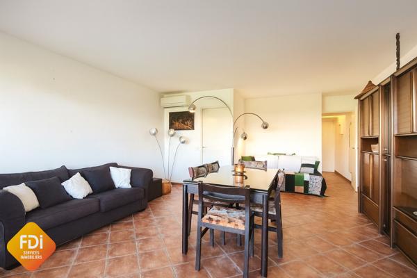 PORT CAMARGUE - PLAGE NORD - GRAND STUDIO CABINE REZ-DE-JARD