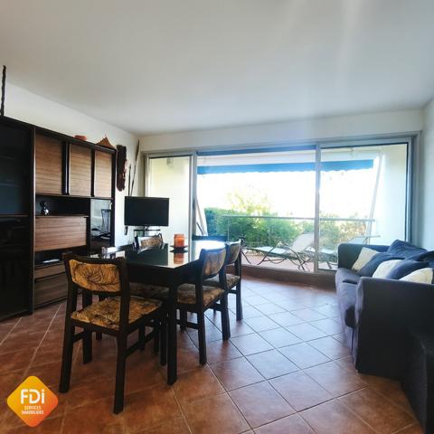 PORT CAMARGUE - PLAGE NORD - GRAND STUDIO CABINE REZ-DE-JARD