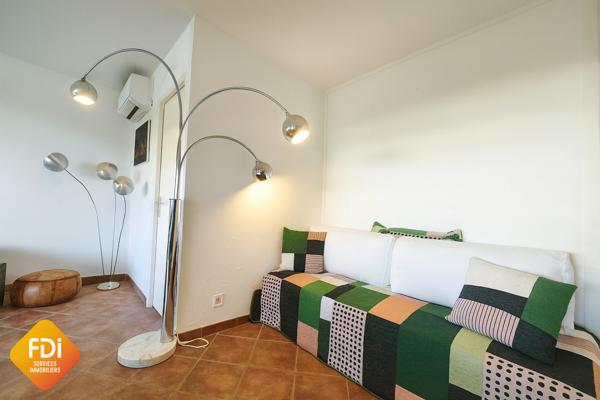 PORT CAMARGUE - PLAGE NORD - GRAND STUDIO CABINE REZ-DE-JARD