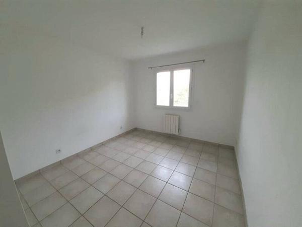 Maison 4 pièces                                        - 42110 Poncins Réf : 12900