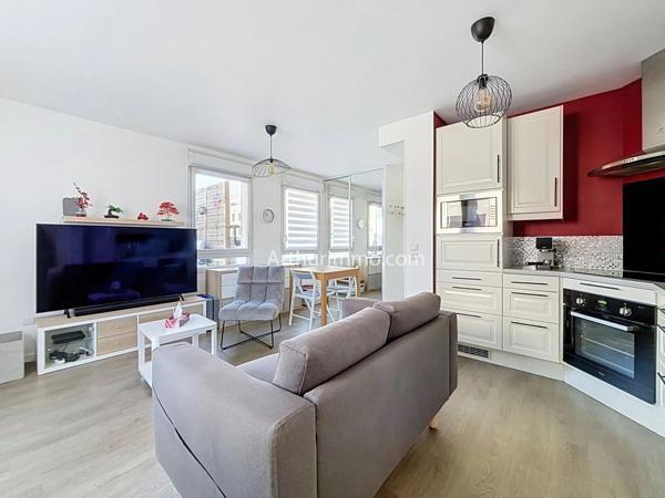 Vente                                                      Appartement
                        
                     2 pièces                                         à Limeil-Brévannes