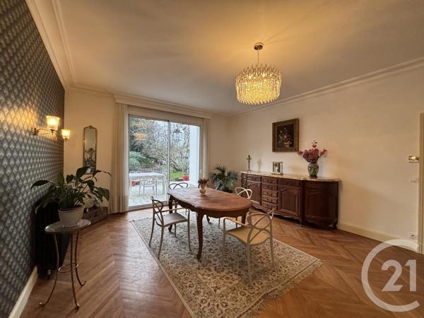 Maison à vendre  6 pièces - 235,35 m2 CHATEAUROUX - 36