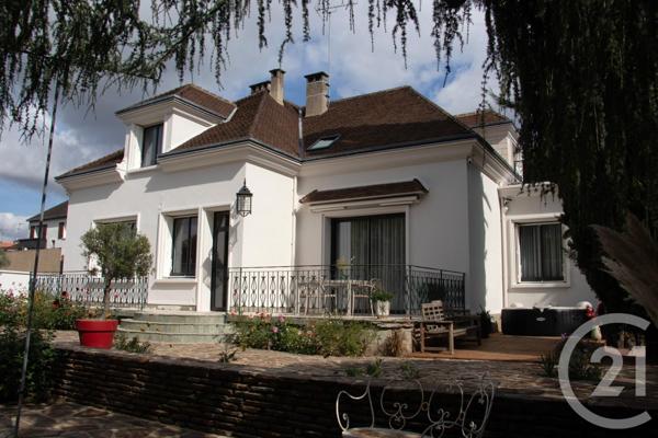 Maison à vendre  6 pièces - 235,35 m2 CHATEAUROUX - 36