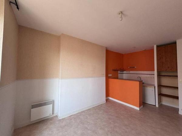Appartement 2 pièces                                        - 38000 Grenoble Réf : 5251