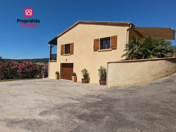 Maison de Plain-pied avec piscine et vue panoramique - 6 pièces, 4 chambres, double garage