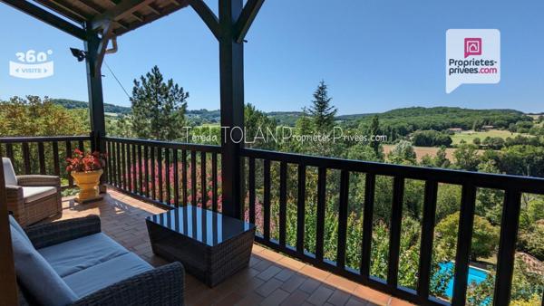 Maison de Plain-pied avec piscine et vue panoramique - 6 pièces, 4 chambres, double garage