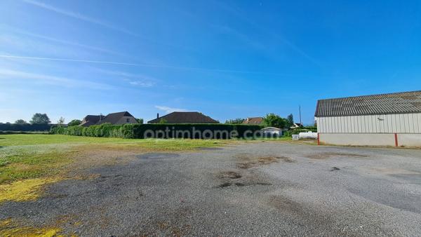 Local/bureau à vendre SAUVETERRE DE BEARN (64)