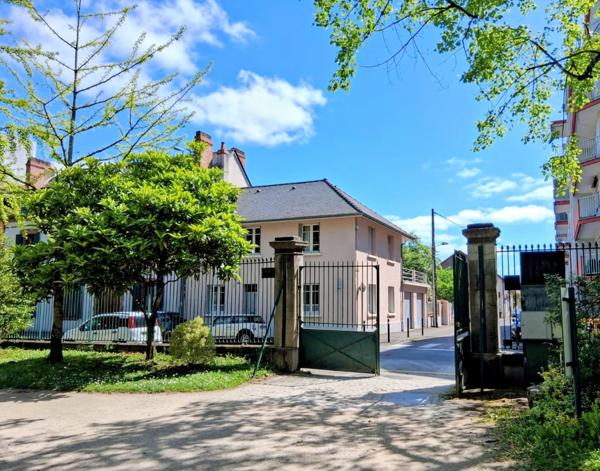 Tarbes (65000) Maison face au Jardin Massey