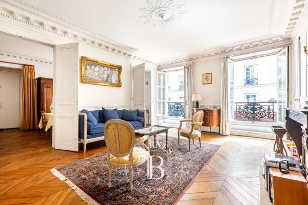 Paris 8ème, Appartement 2 Chambres -  103 m² à vendre
