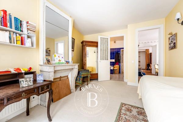 Paris 8ème, Appartement 2 Chambres -  103 m² à vendre