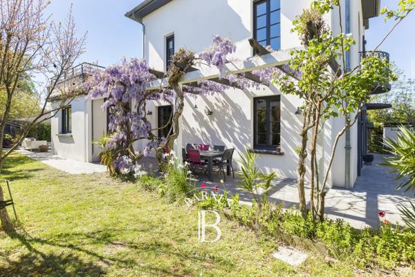 Toulouse, Maison 6 Chambres -  220 m² à vendre