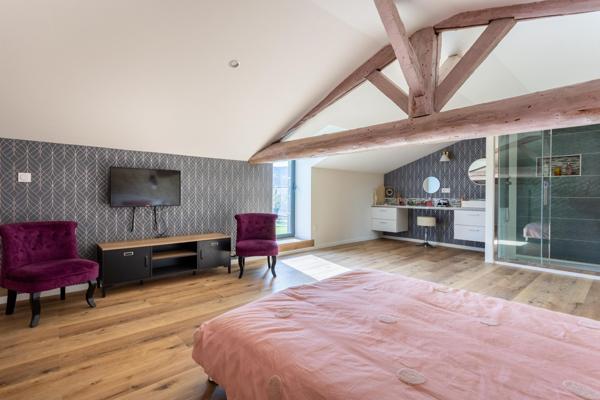 Propriété de caractère alliant authenticité et modernité