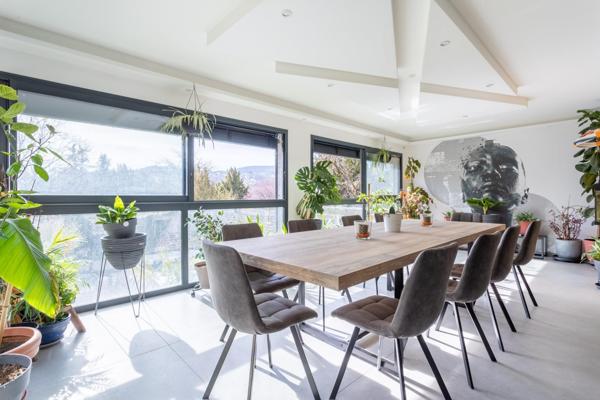 Propriété de caractère alliant authenticité et modernité