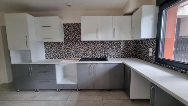 IMMEUBLE 327M² ROND POINT DES BRUYERES