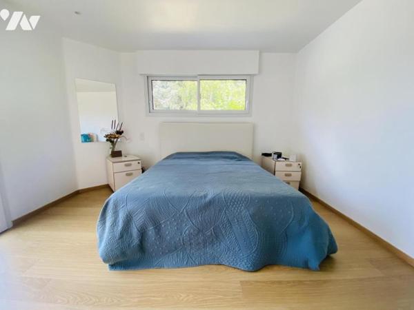 Plescop – Maison familiale 4 chambres avec vie de plain-pied, garage et combles aménageables
