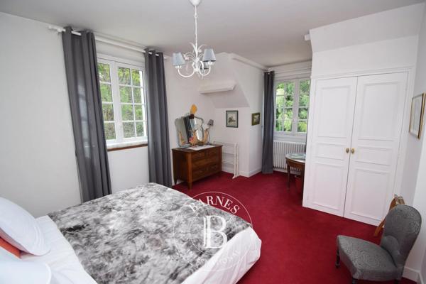 Bourges, Propriété 7 Chambres -  370 m² à vendre