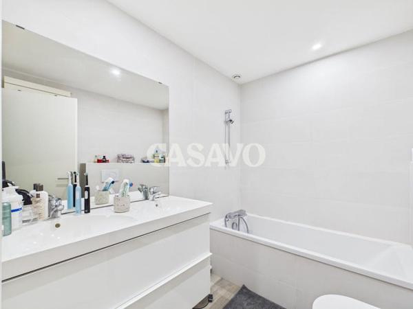 Vente Maison 5 pièces de 138m² - 59493 Villeneuve-d'Ascq