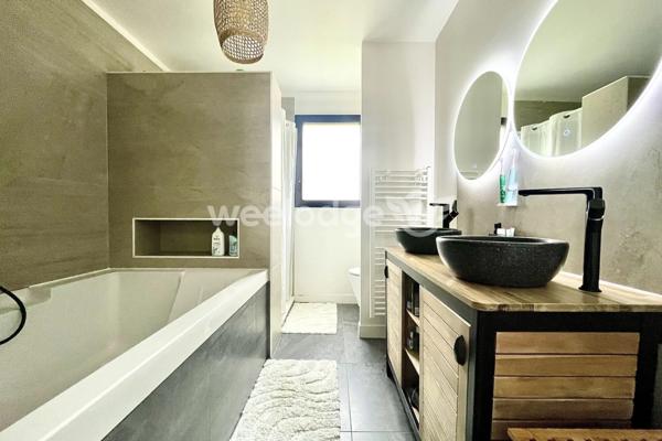 Maison à vendre 6 pièces de 142,15 m² à Jouy-le-Moutier