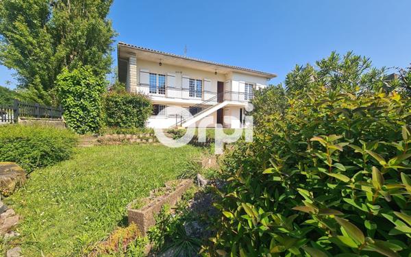 Maison à vendre    5 pièces •  Breuillet