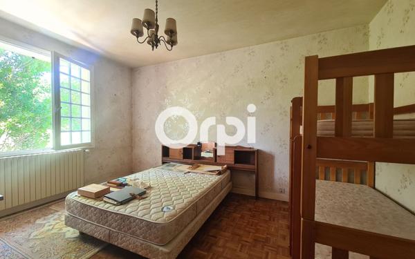 Maison à vendre    5 pièces •  Breuillet