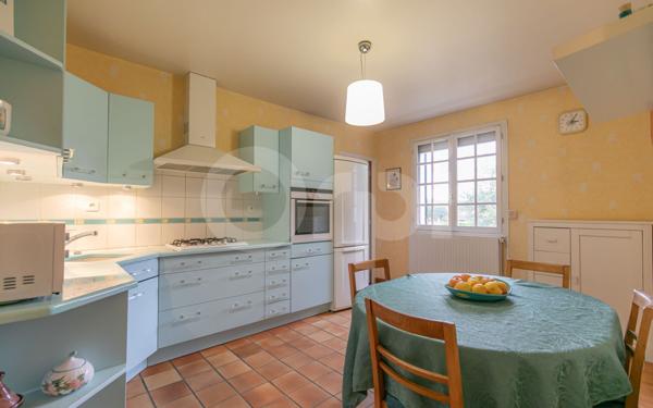 Maison à vendre    5 pièces •  Chennevières-sur-Marne