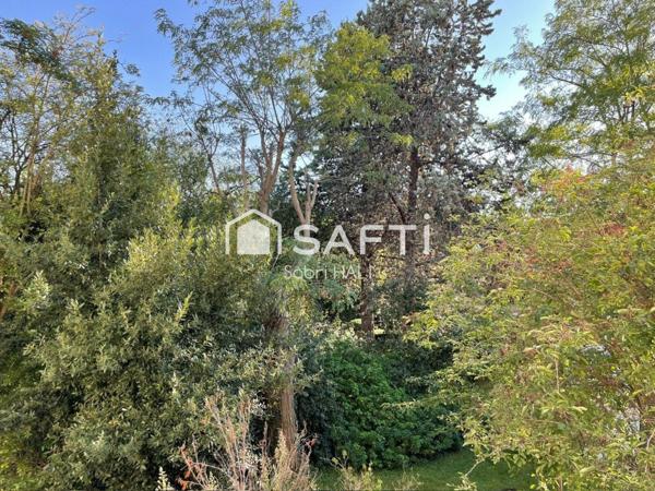 Colombes Centre- 4P Familial au Calme, Balcon plein sud, Box en sous-sol.