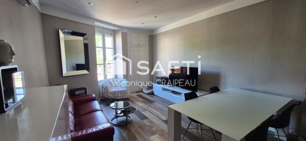 Appartement Type 4 en centre ville avec cave et garage.