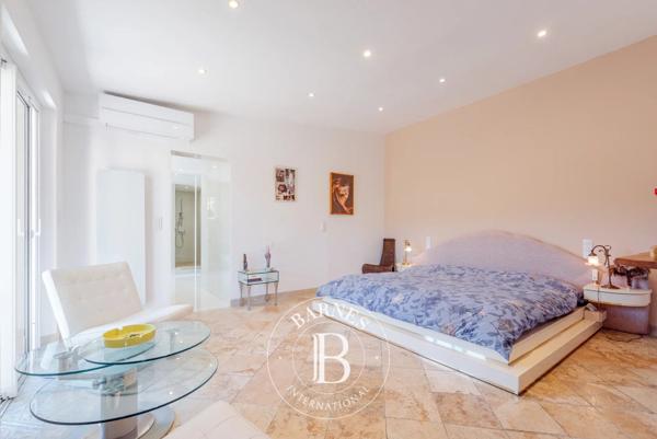 Peymeinade, Villa 4 Chambres -  267 m² à vendre