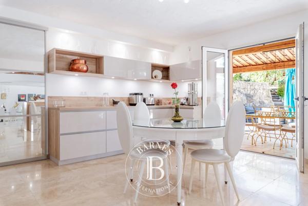 Peymeinade, Villa 4 Chambres -  267 m² à vendre